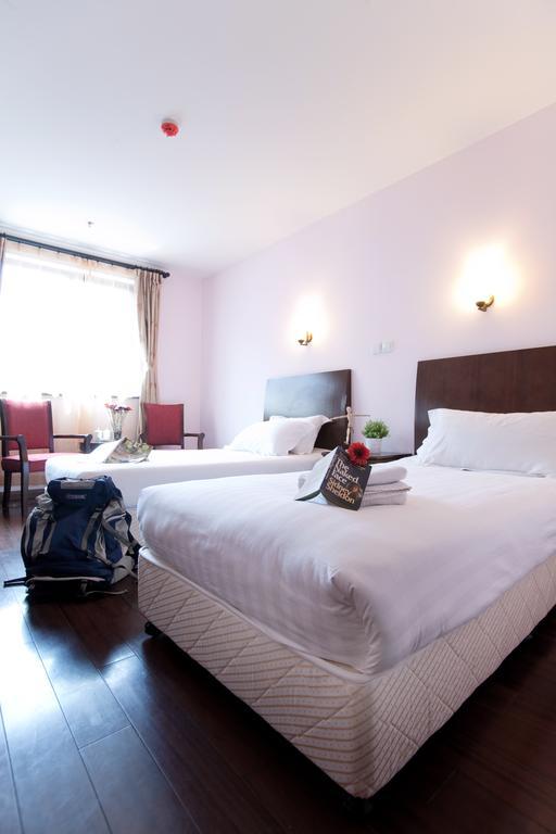 Shijia Inn On The Bund Shanghai Bagian luar foto